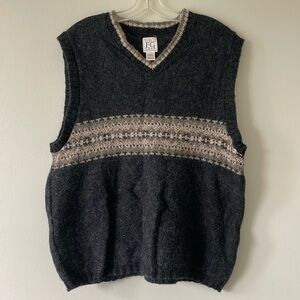 men’s dark gray field gear wool sweater vest